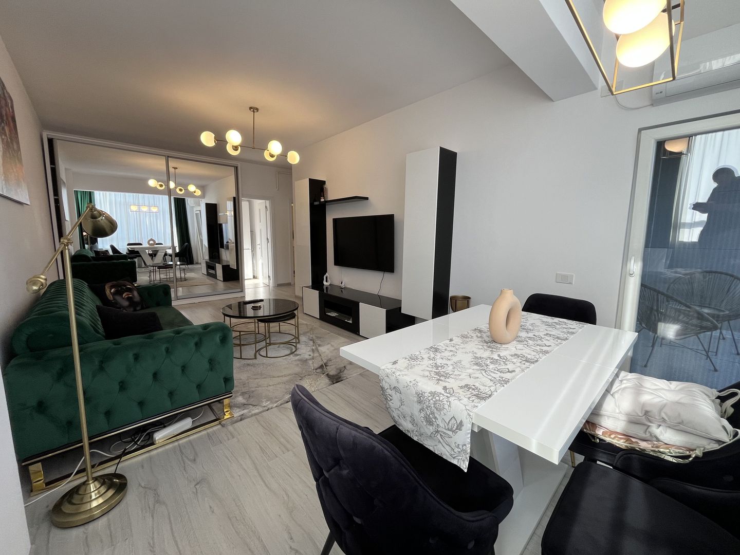 PALLADY | Chirie 2 Camere + Parcare - Poză 2