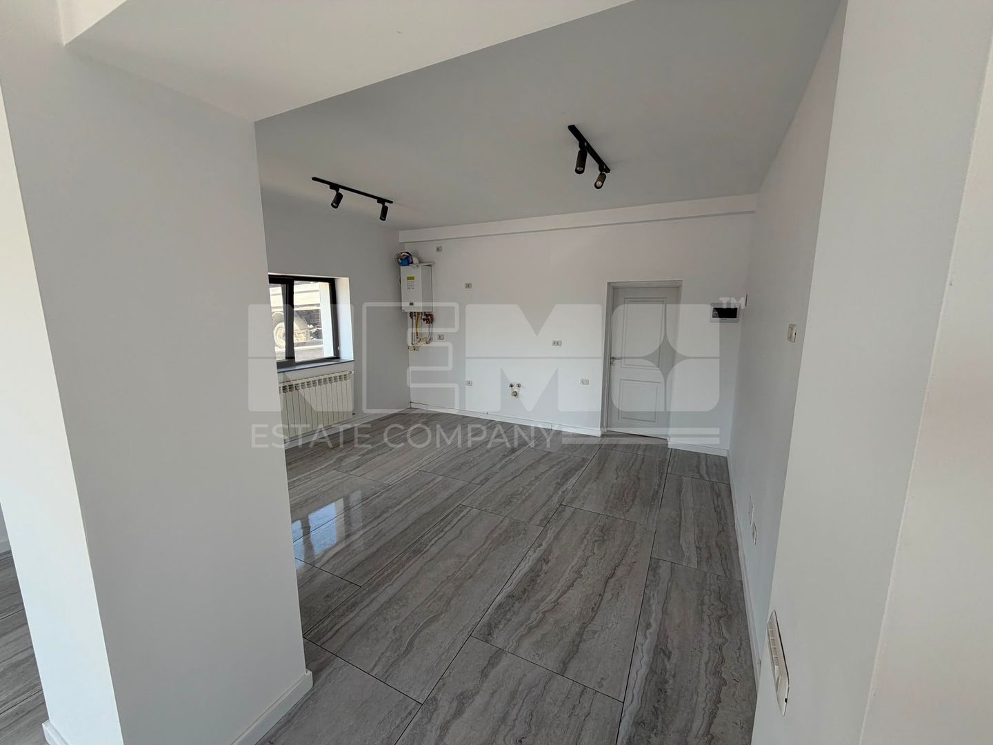 APARTAMENT NOU 2 CAMERE I BLOC NOU I 57/77mp I SUCEAVA I 65000euro - Poză 2