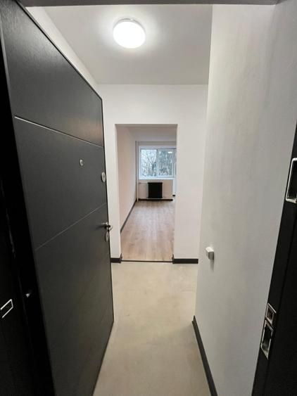 Proprietar - Vand apartament 2 camere Zona Drumul Taberei - Poză 9