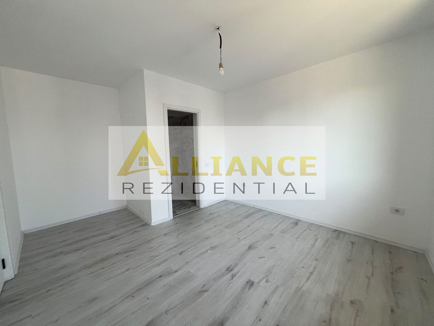 CASA PARTER-4 CAMERE- TEREN 351 MP-INCALZIRE IN PARDOSEALA - Poză 11