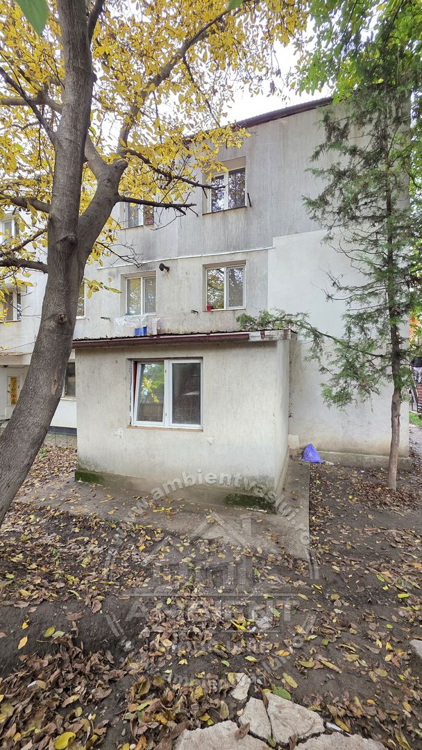 Garsoniera cu balcon si baie proprie, 15 mp, VASLUI - zona FILATURII; - Poză 7