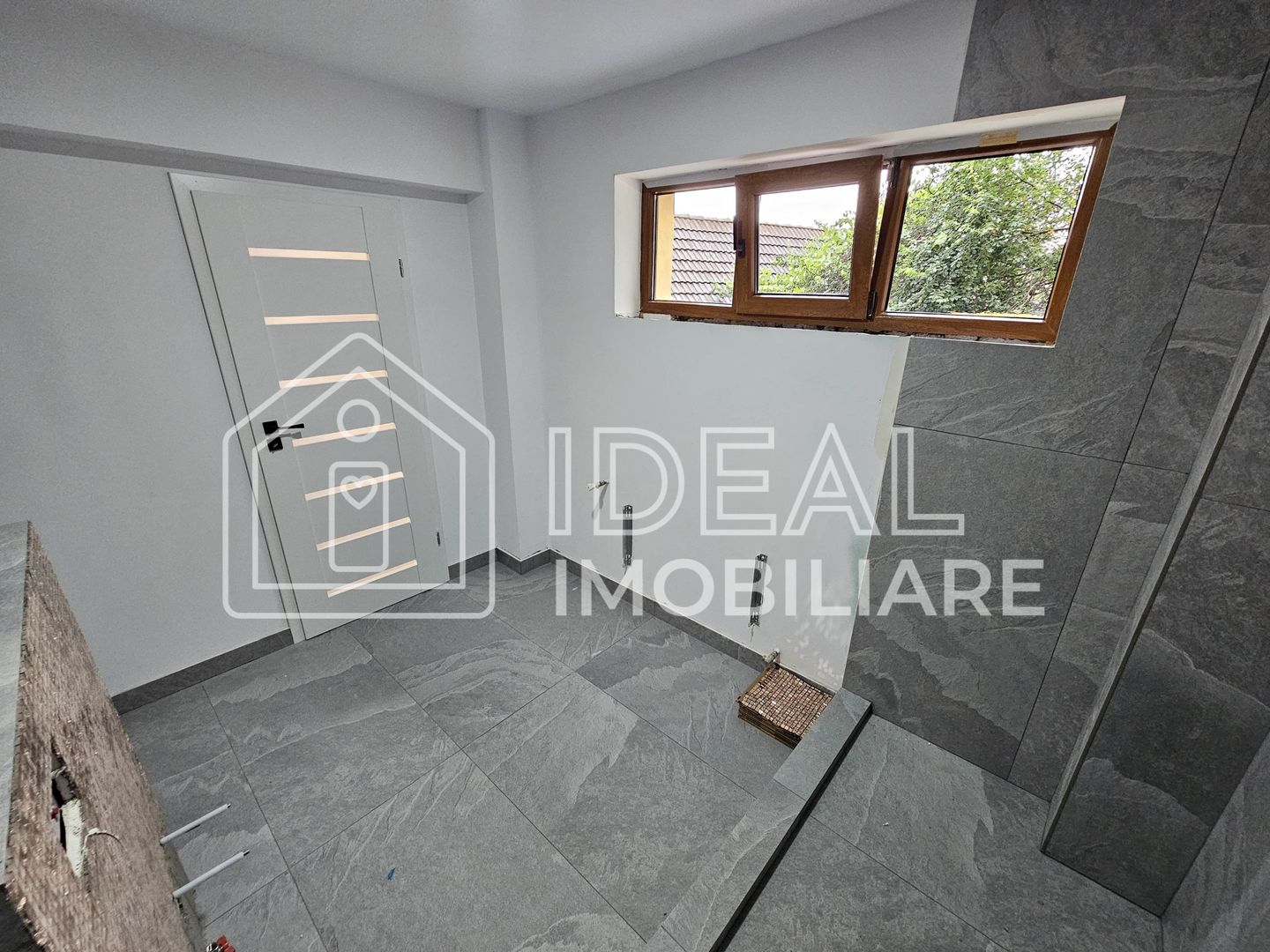 Apartament cu 3 camere si terasa LA CHEIE, 112 mp utili, zona Turnisor - Poză 14