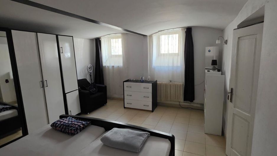 Apartament generos 4 camere la 5 minute de Piața Victoriei - Poză 3