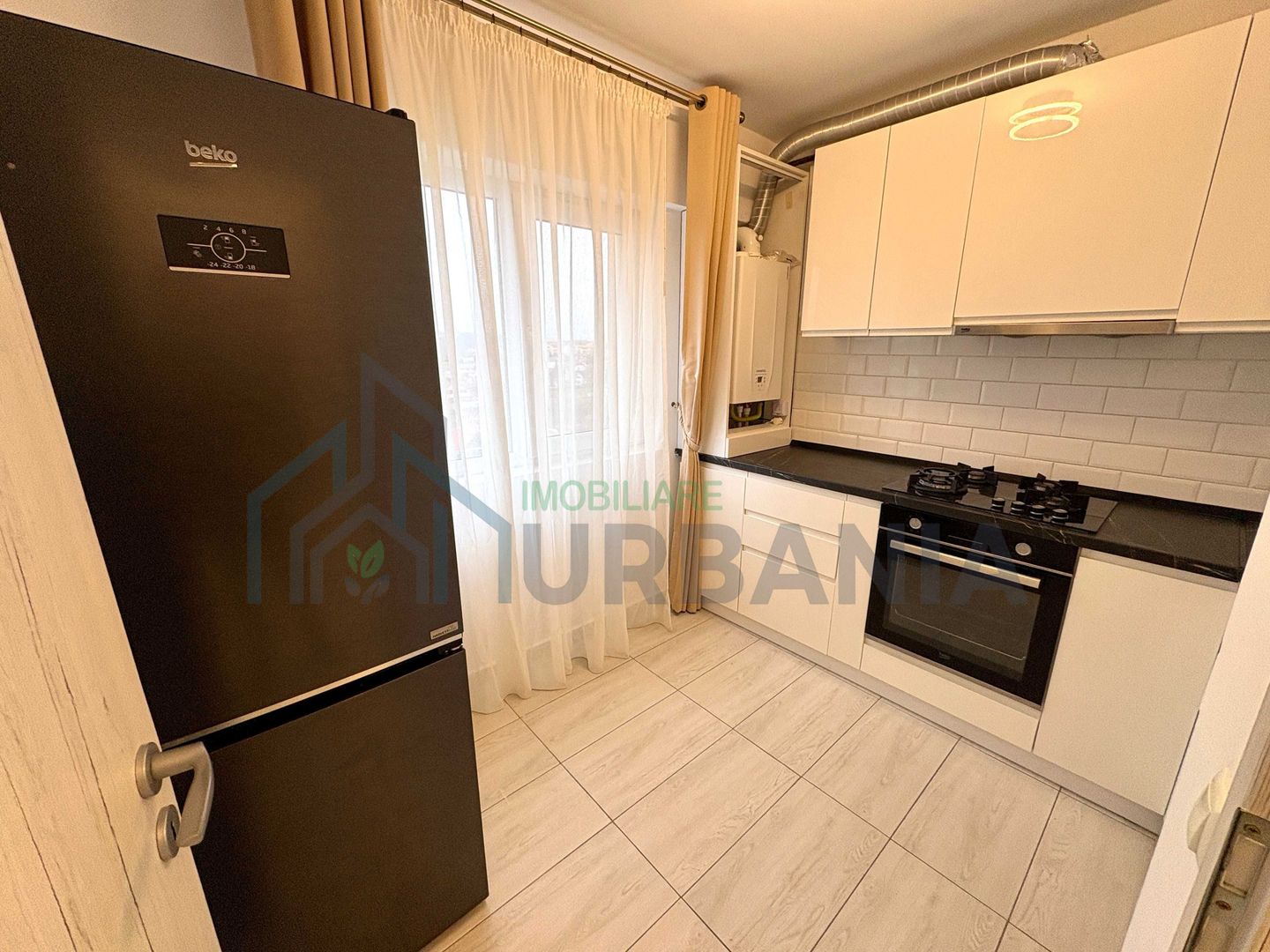 Chirie, Bloc Nou, O camera - Decomandat, Capat CUG - 330 EUR - Poză 4