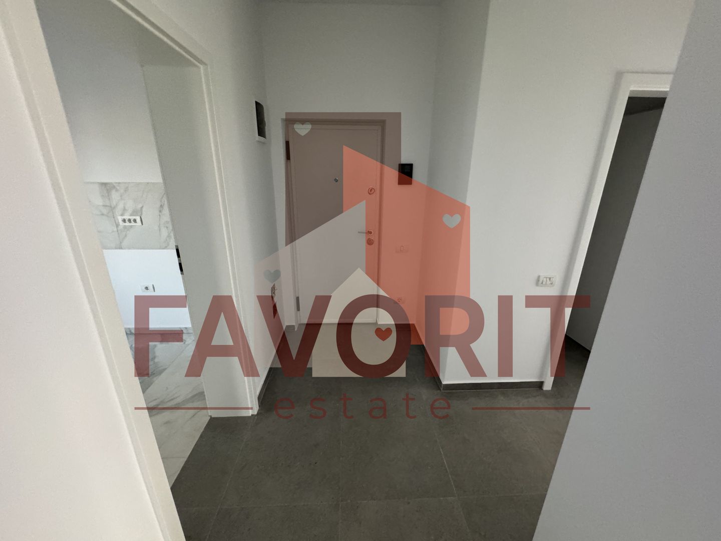 Decomandat. Gradina Proprie. 2 bai. Disponibil imediat. - Poză 8