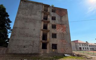 Oportunitate de investitie! Bloc p+4 in orasul Pogoanele/BZ - Poză 3