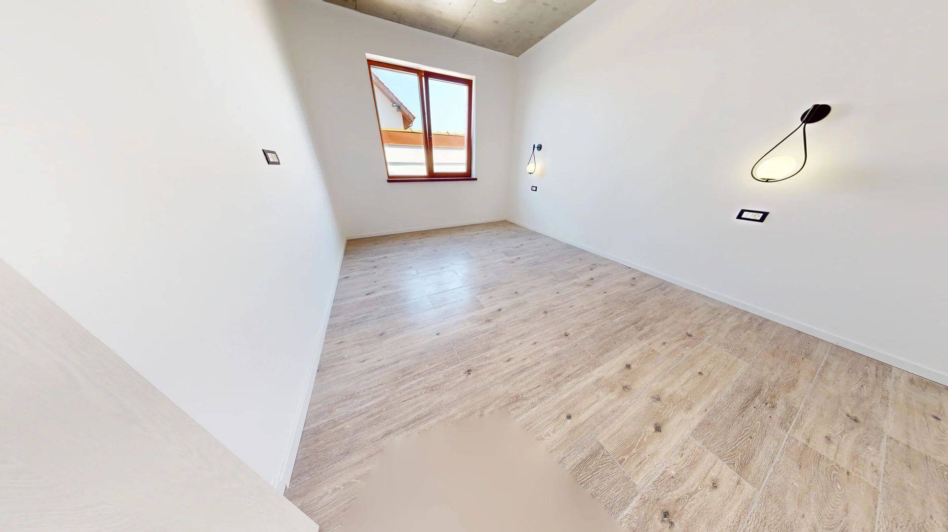 Vila cu stil in Izvor-Tarlungeni - Poză 6