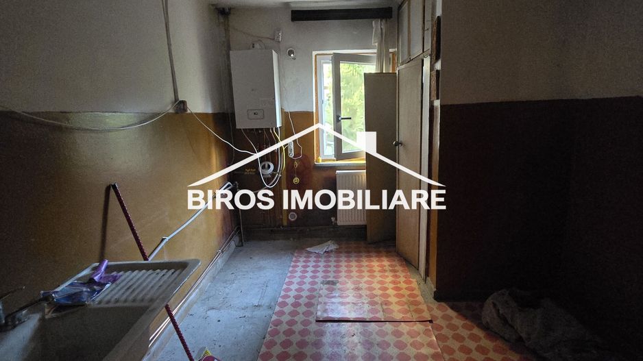 4 decomandate Rovine - Pizza Ibiza - Poză 7