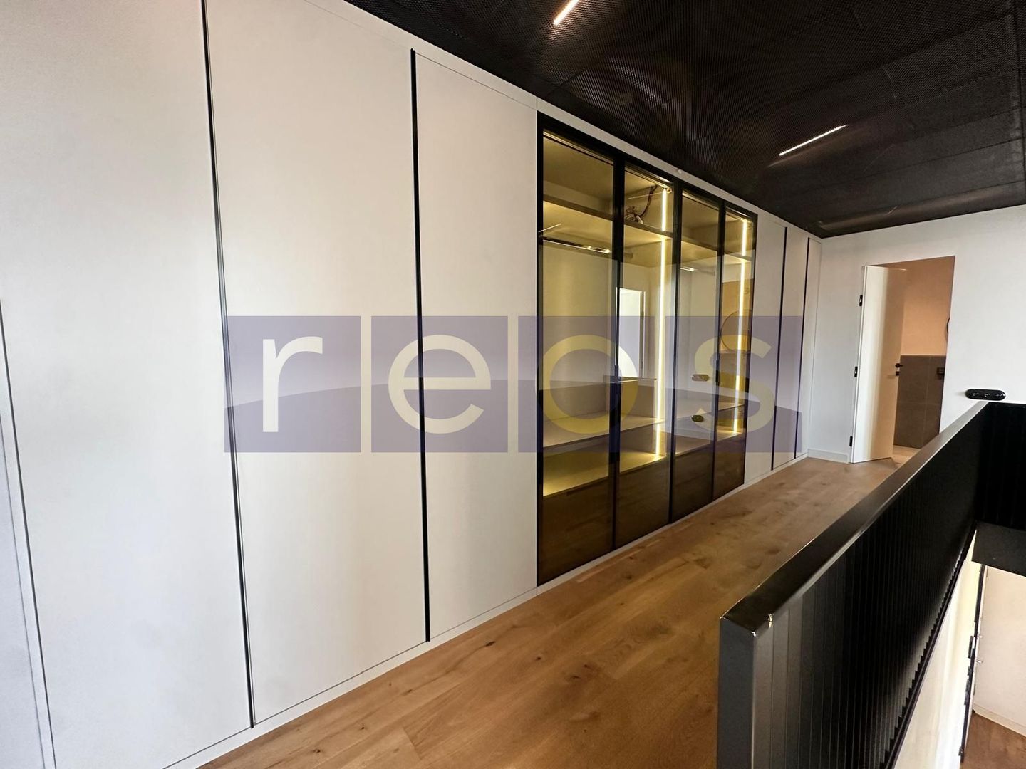 DE VANZARE DUPLEX 104MP | 3 CAMERE | DESIGN DEOSEBIT | FINISAJE LUX - Poză 7