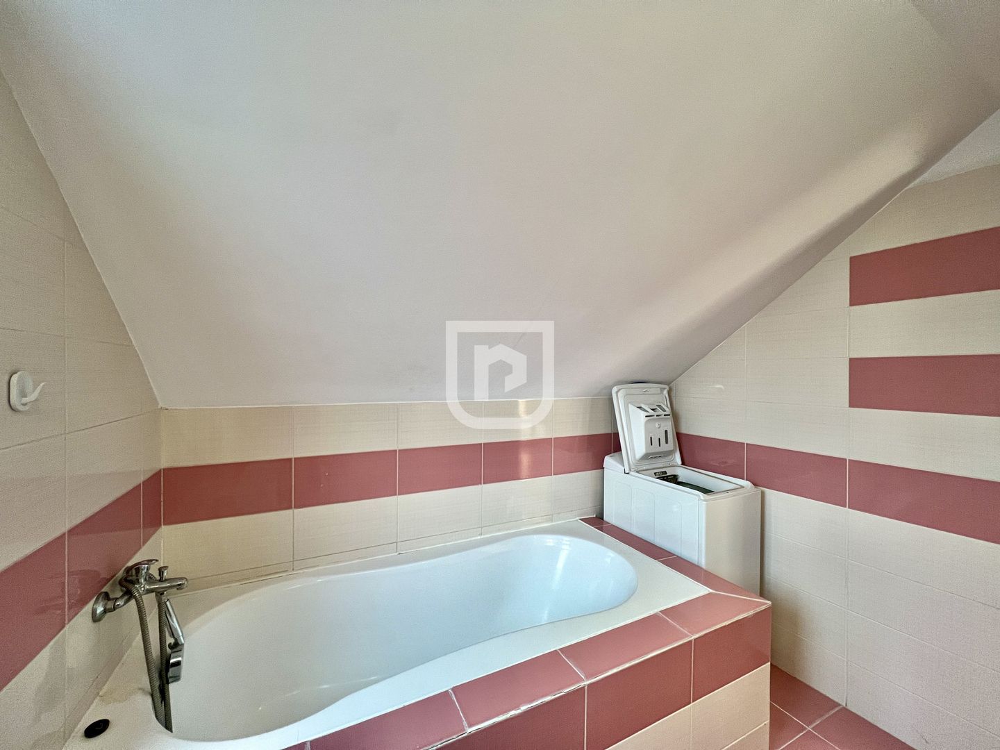 Apartament ULTRACENTRAL de vânzare | Gura Humorului - Poză 13