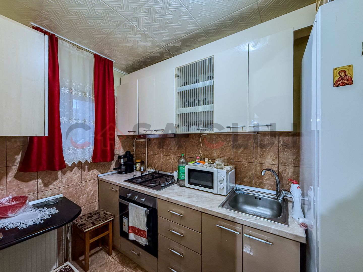 1 camera, Marasti, la cheie - Poză 3