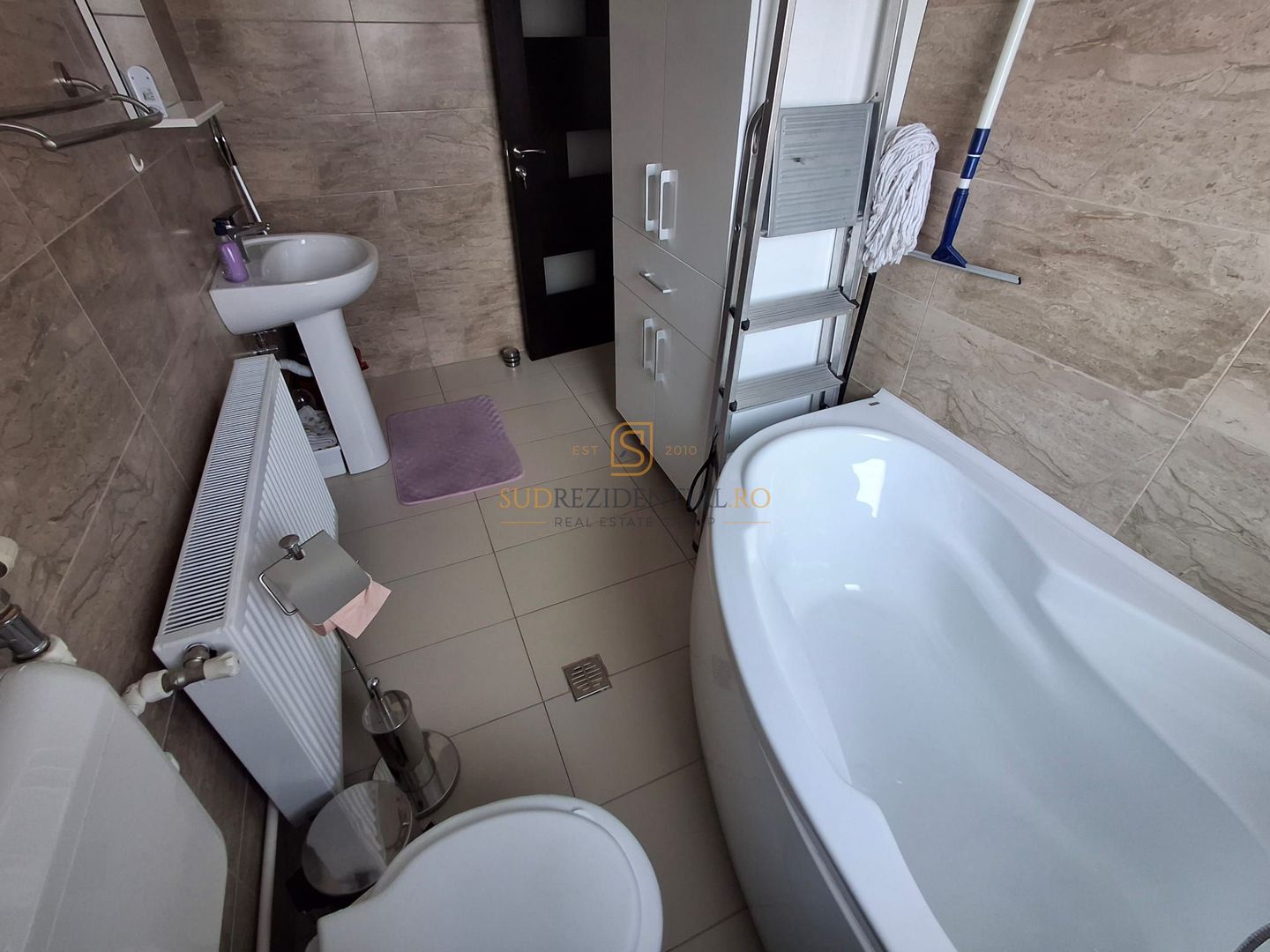 Vila tip duplex, 117 mp, 4 camere, mobilata si utilata, Comision 0%! - Poză 27
