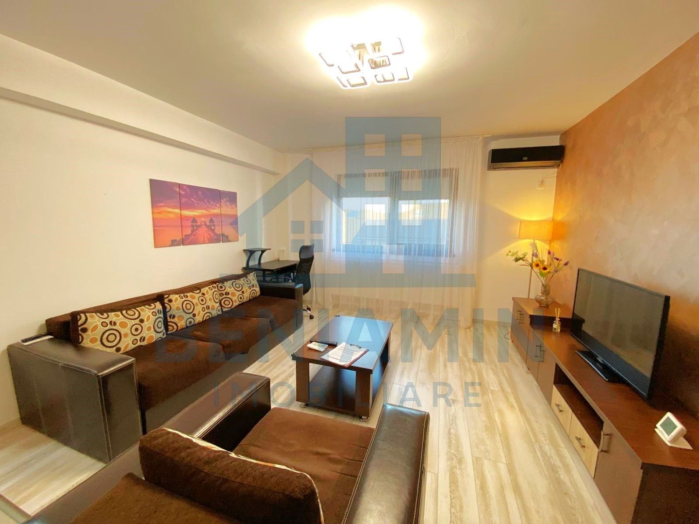 Doua camere-1 Mai Bulevard-Pet Friendly-Etaj 2-CT-Mobilat-Utilat - Poză 3