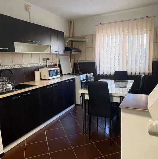 Apartament 3 camere de inchiriat - Poză 4