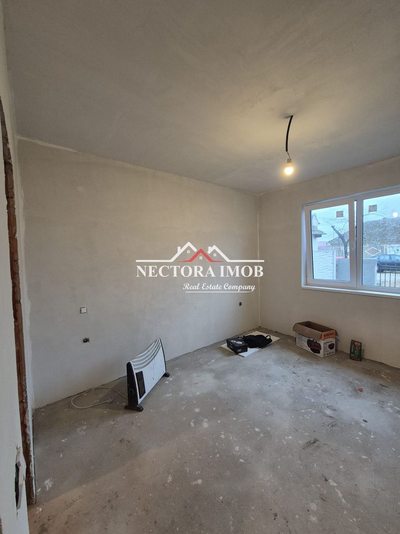 NECTORA IMOB-Casa 3 camere, 2 bai, 96 mp utili + 719 mp teren, terasa - Poză 2