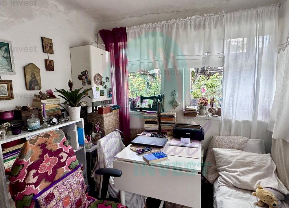 Casa singura la curte  - 7 minute de metrou - Poză 8