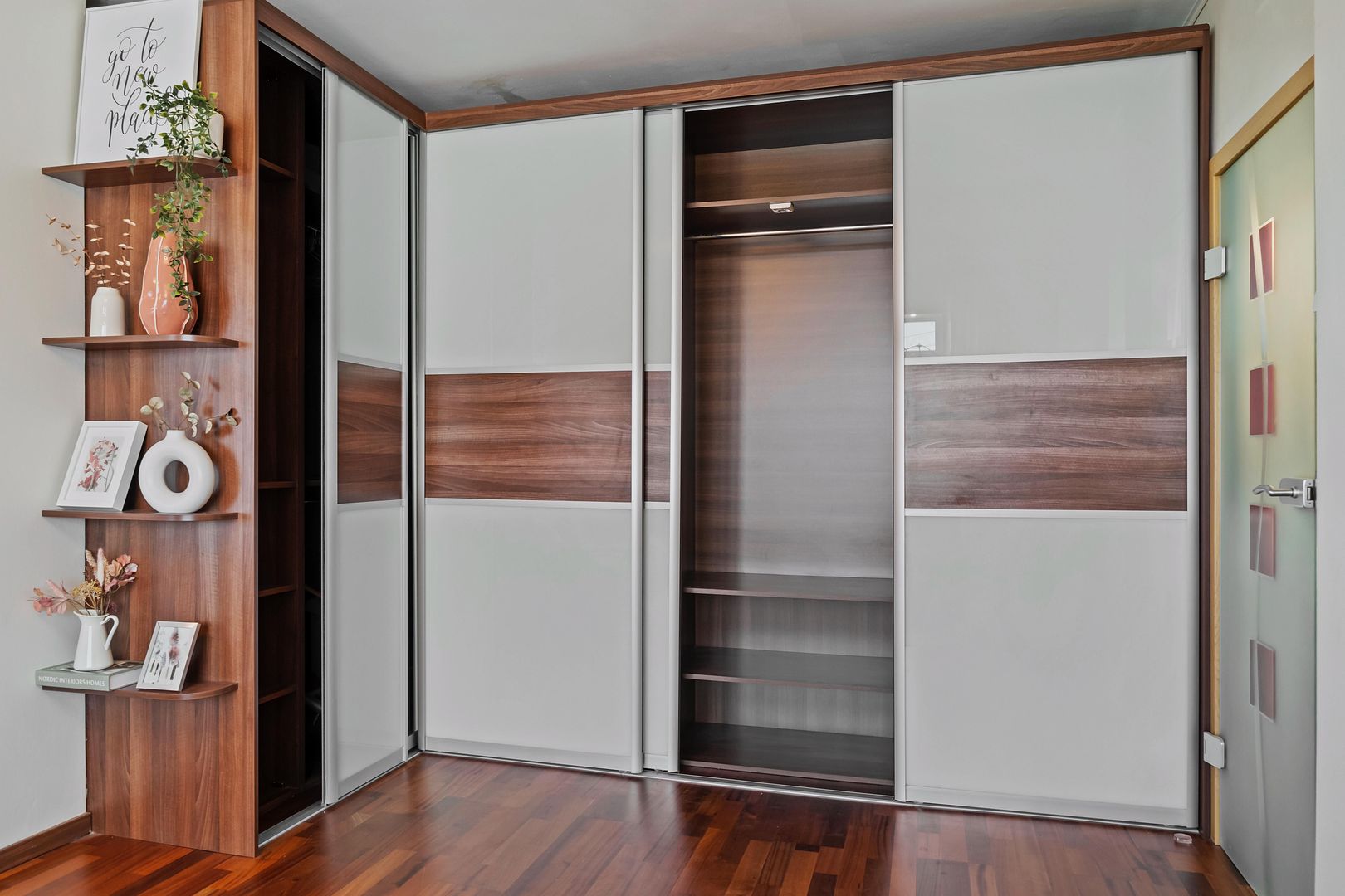 2 camere de închiriat Piața Romană – Magheru | Premium | Metrou 1 min - Poză 14