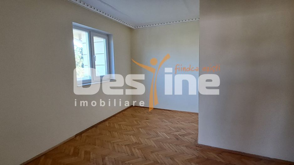 Vilă cu potențial comercial și rezidențial - Poză 10