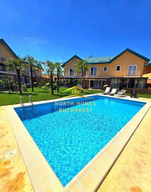 Vila tip M de vanzare in Cosmopolis, curte, piscina si parcari - Poză 1