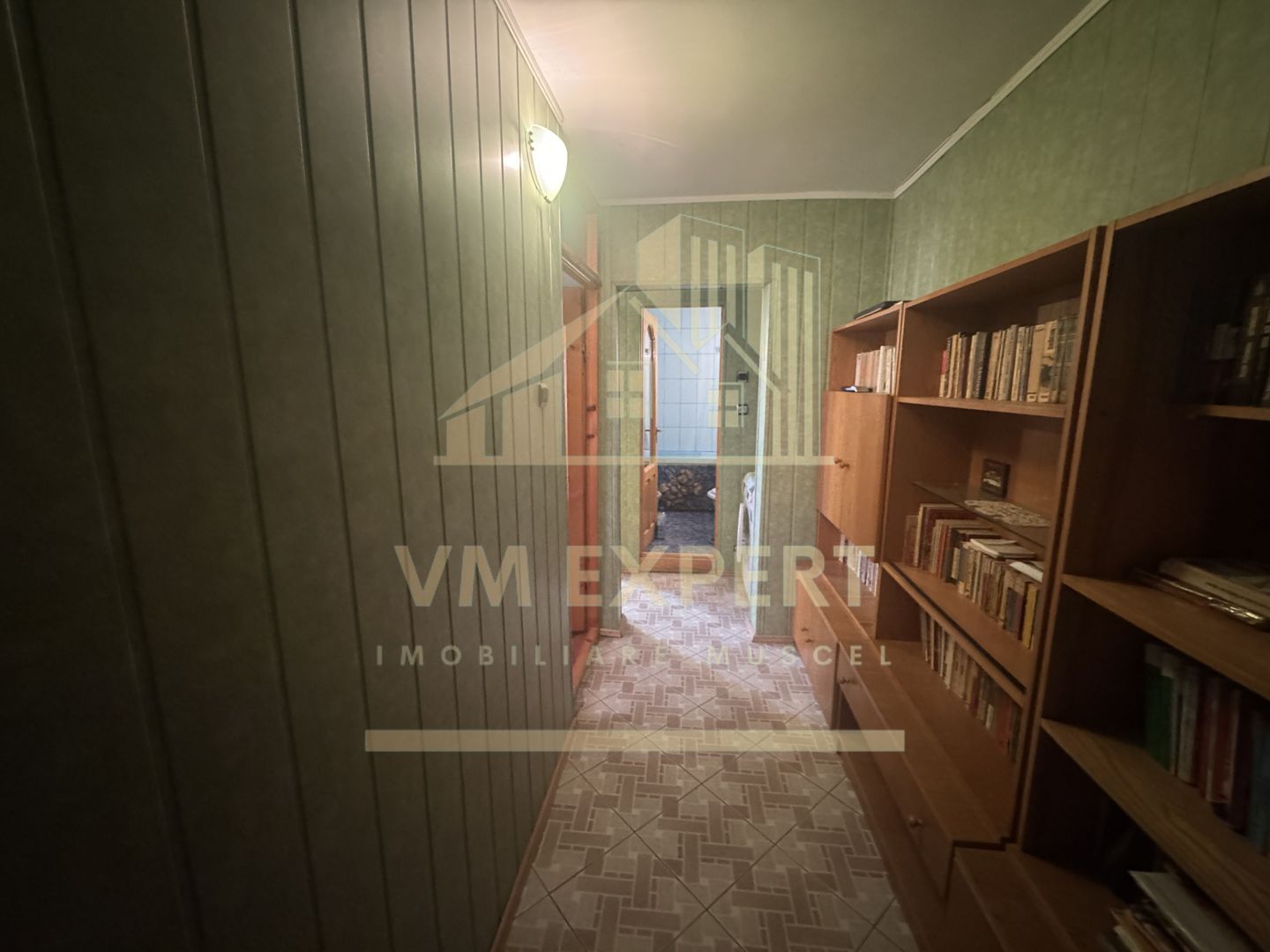 APARTAMENT 3 CAMERE ETAJ 4 GRUI CAMPULUNG - Poză 10