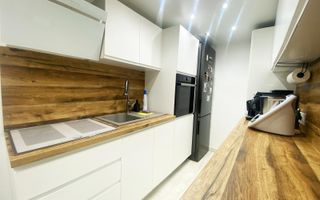 Valu lui Traian (COD 07) Casă  3 camere cu teren  de 930 mp - Poză 1