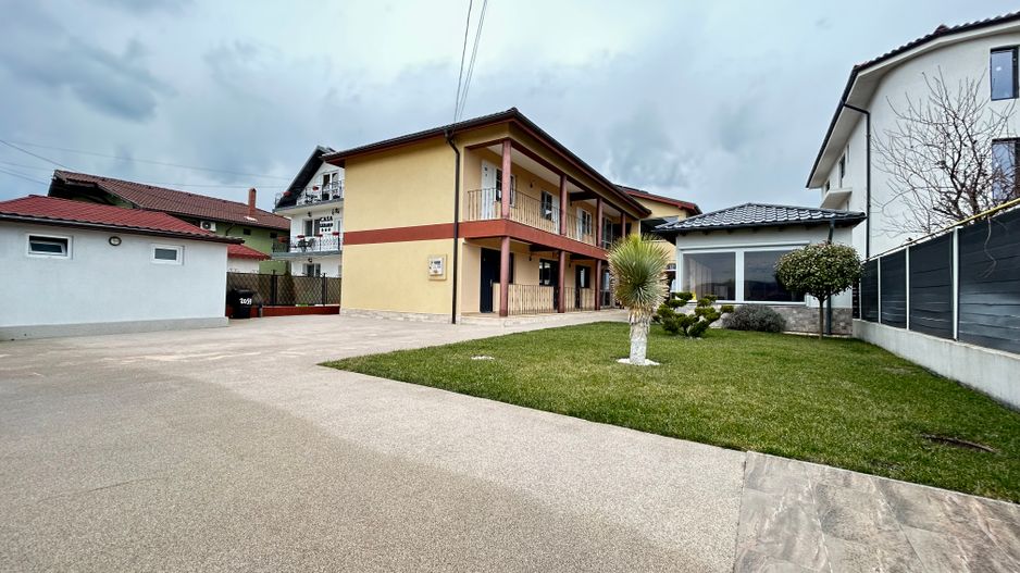 Pensiune Casa Eva Statiunea 2 Mai - 12 camere - teren 600 mp - Poză 1