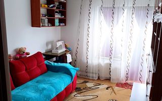 Apartament cu 3 camere și terase generoase, zona Sub Cetate, Florești. - Poză 6