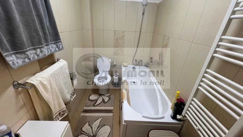 PACURARI - APARTAMENT CU 4 CAMERE 84 MP MOBILAT SI UTILAT ! - Poză 8