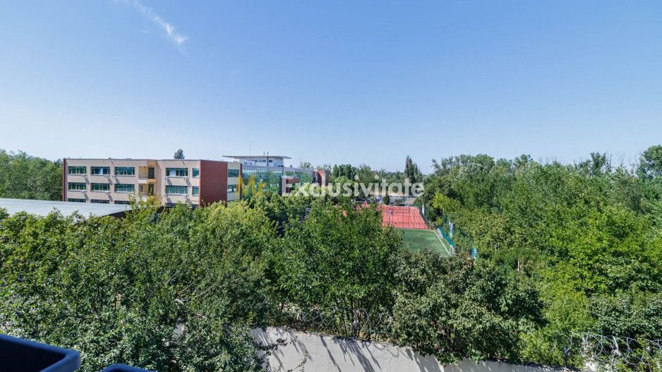Clădire modernă, versatilă, cu terasă panoramică – locuință sau business | Secto - Poză 11