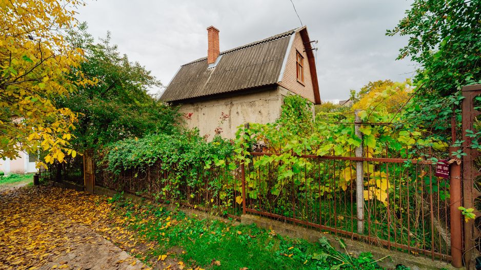 Lot pomicol de 6 ari în Ialoveni, cu construcție auxiliară. - Poză 4