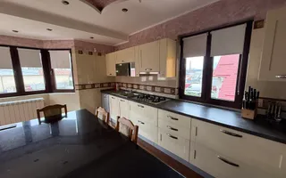 Casă de vânzare | Burdujeni | 417 mp construiți | Teren 1.200 mp - Poză 11