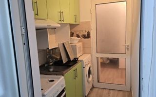 INCHIRIEZ Garsoniera zona Piata Nicolina - Poză 2