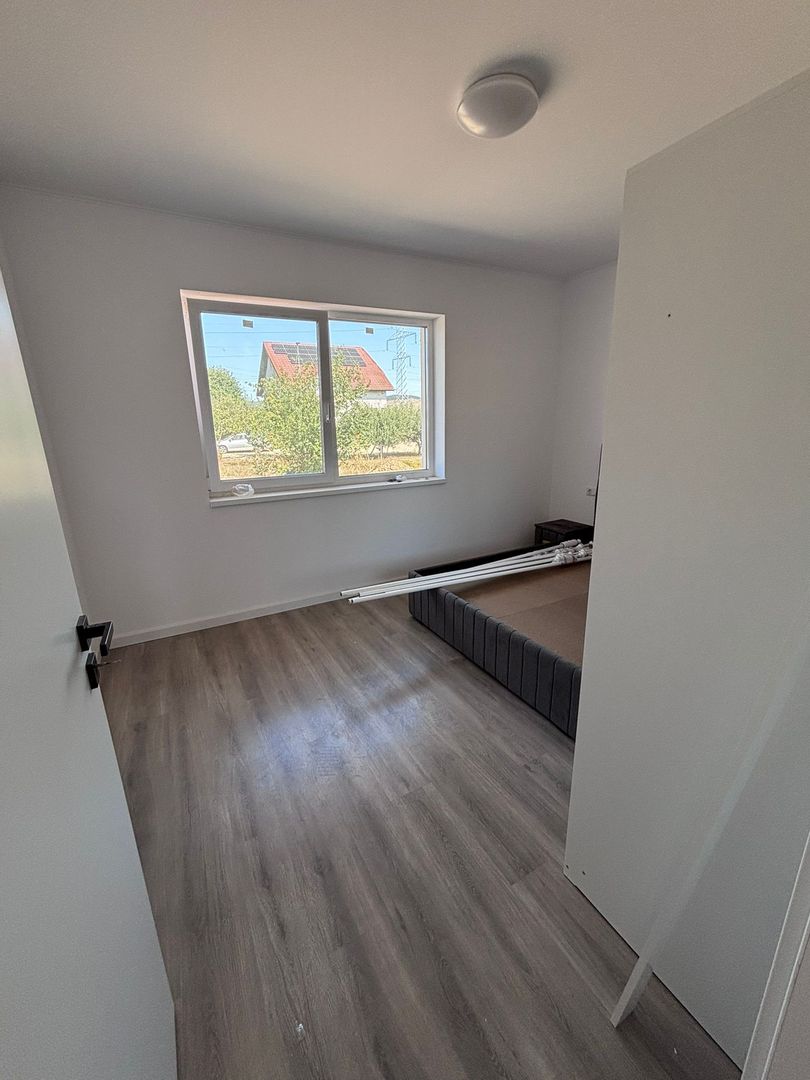 Casă modernă de închiriat 🏡 - Poză 3