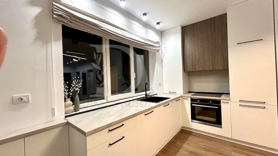 Apartament la cheie / etaj intermediar / Zoma BMW - Poză 2