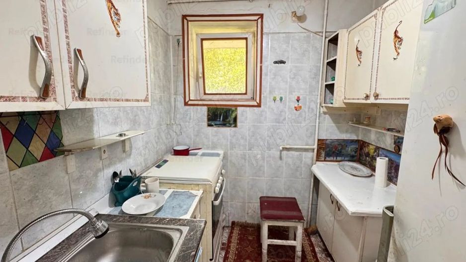 Garsonieră decomandată, Mihalache, parter, bloc reabilitat - Poză 6