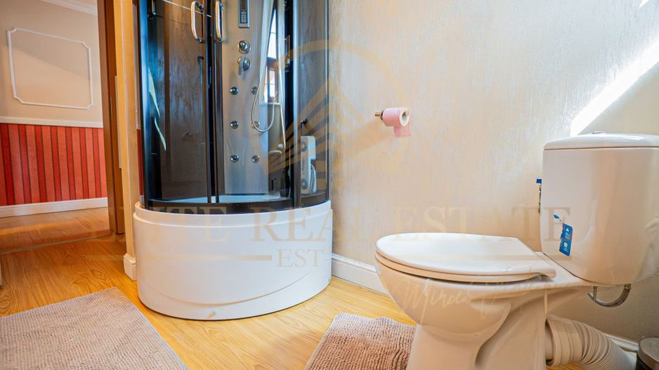 Ovidiu Sud - Zona premium - Vila impozanta, curte mare, garaj, terasa! - Poză 43