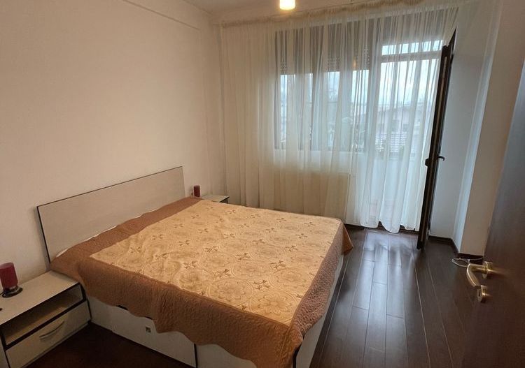 Apartament 3 camere de inchiriat - Poză 3