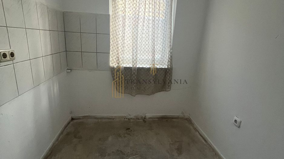 Garsoniera de vanzare, zona centrala - Poză 7