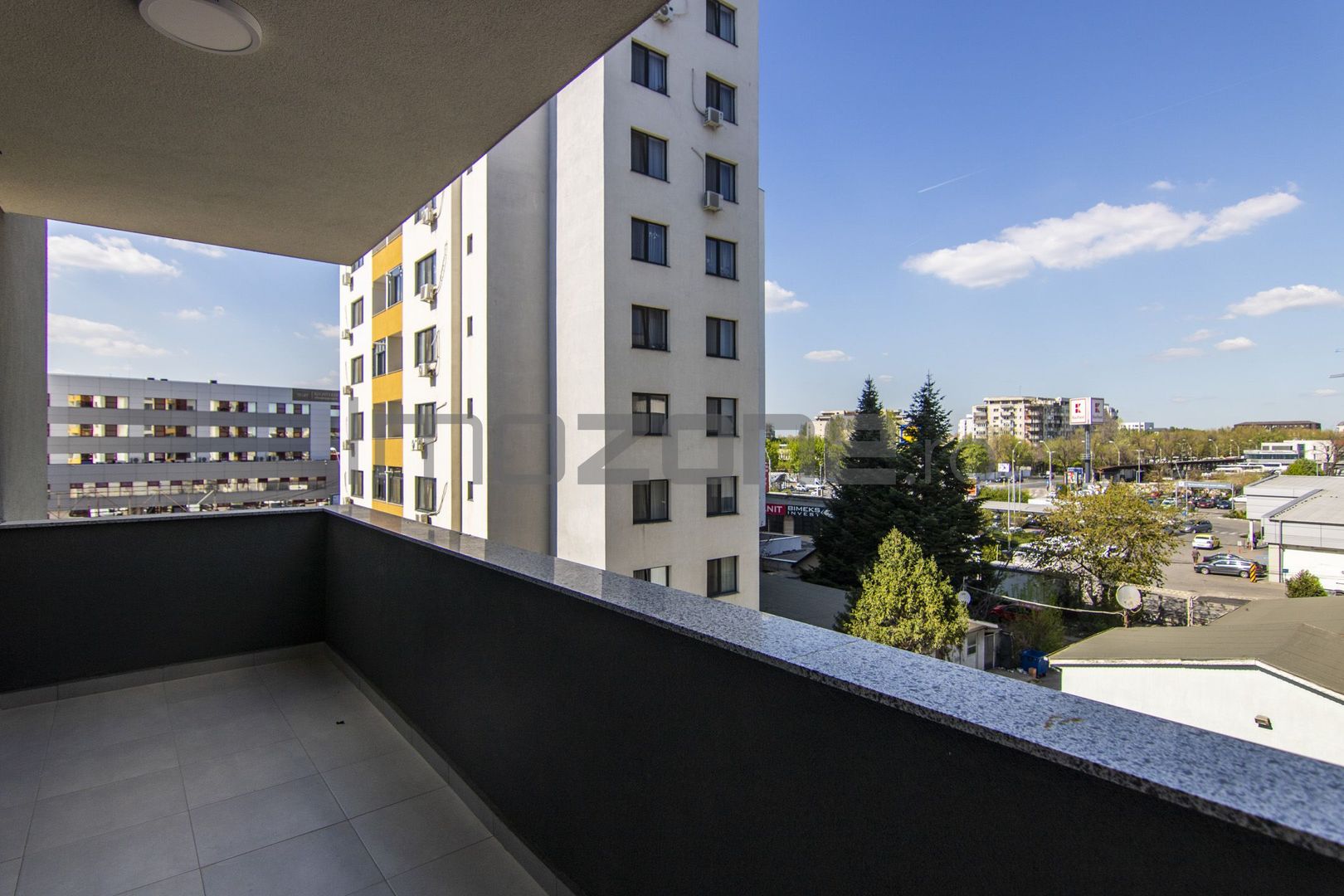 Apartament cu 3 Camere, Bucatarie Inchisa, 2 Bai, Doua Balcoane, langa Metrou - Poză 17