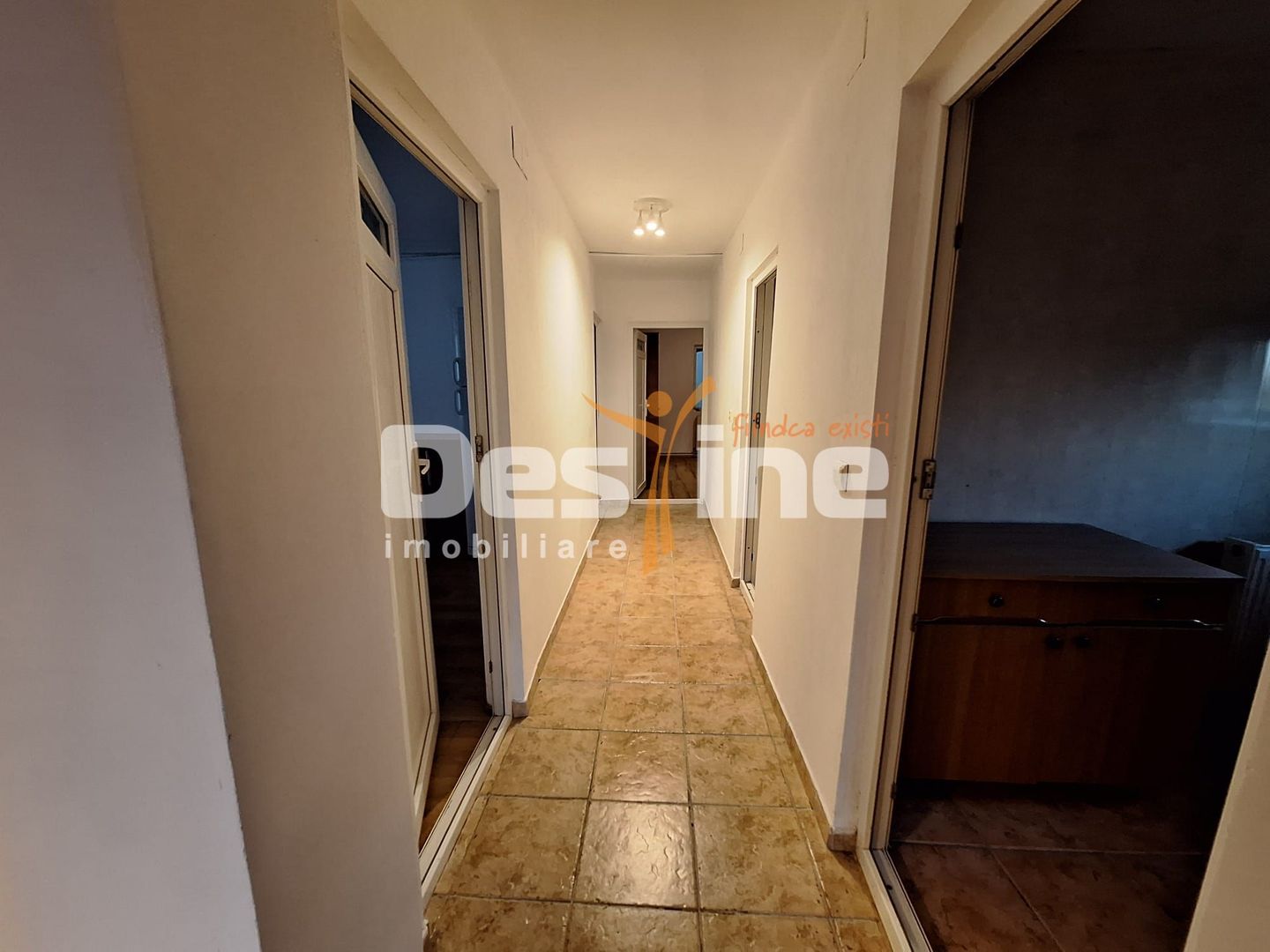 Apartament 3 camere – Splaiul Unirii  Apartament cu 3 camere situat în - Poză 10