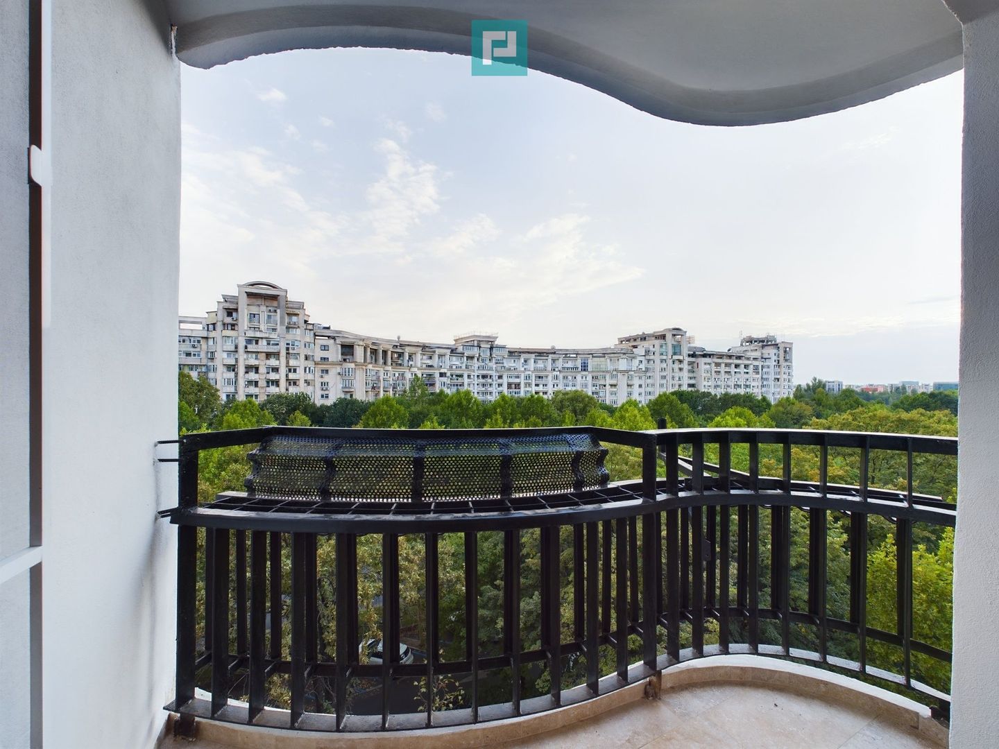 Apartament Modern de 2 Camere Bulevardul Unirii - Poză 11