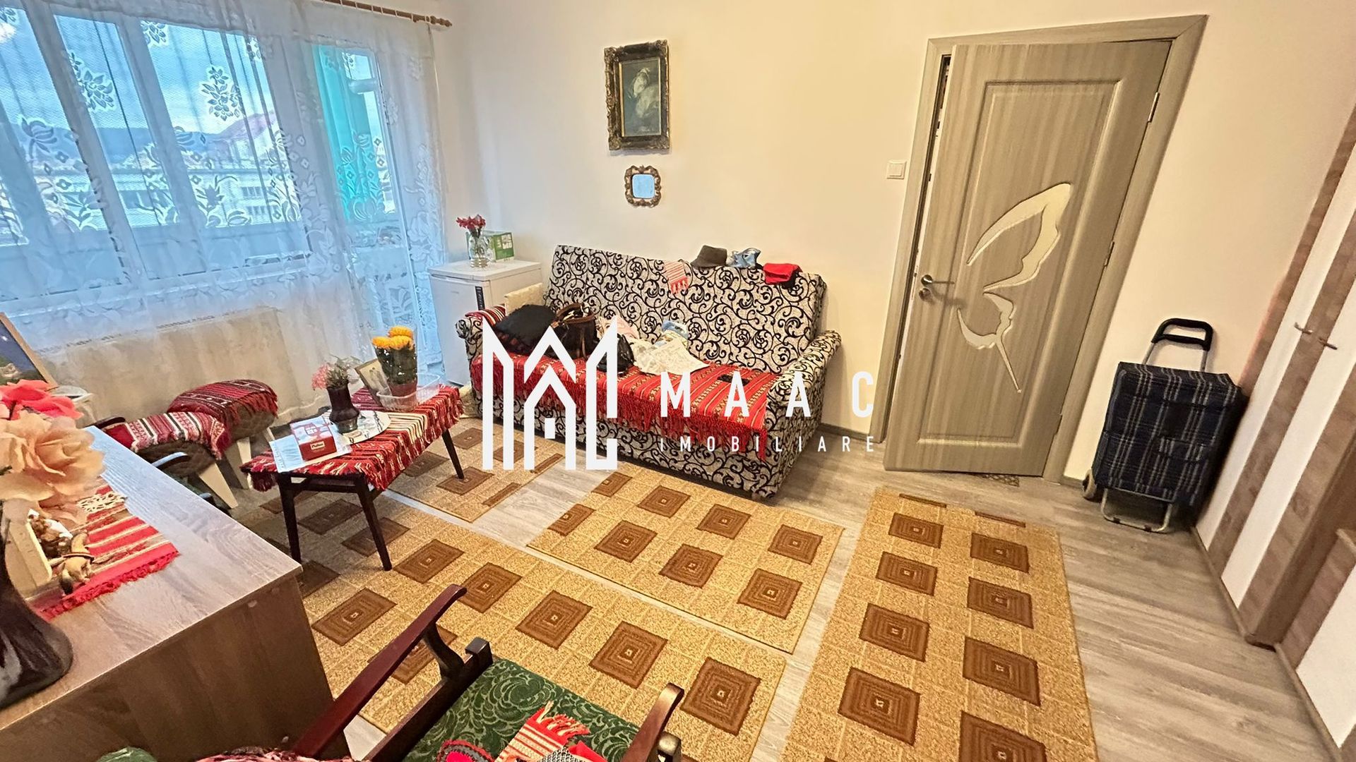 Apartament 2 camere I B-ul Mihai Viteazu I 48 mp utili + balcon 7 mp - Poză 1