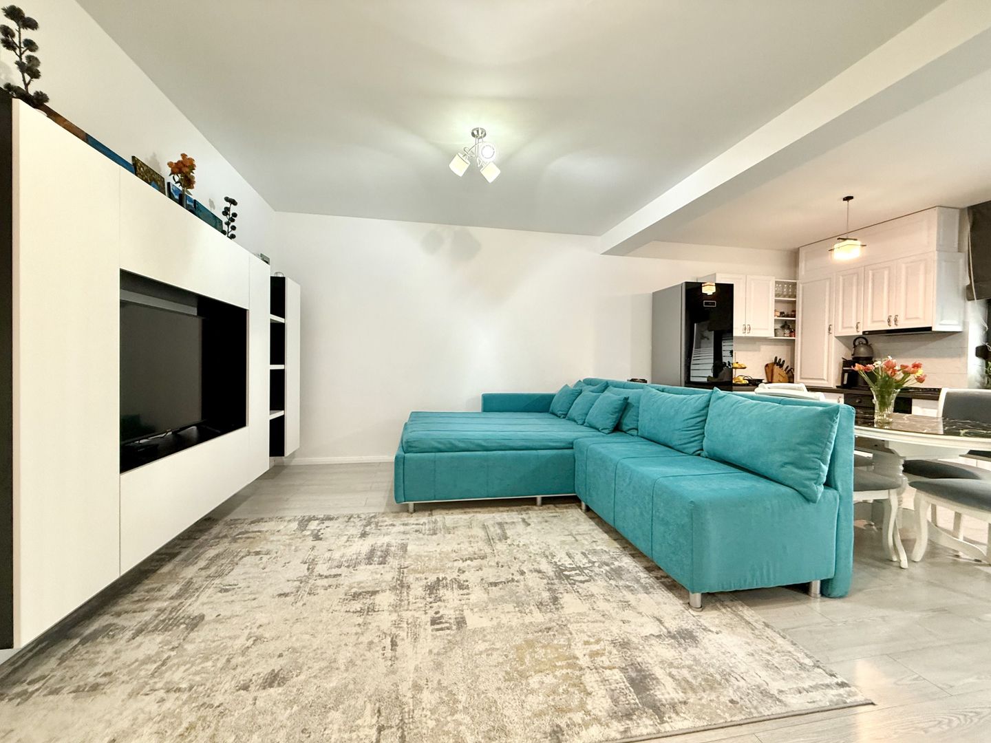 Apartament modern cu 2 camere în Dumbrăvița - 2 locuri de parcare - Poză 3