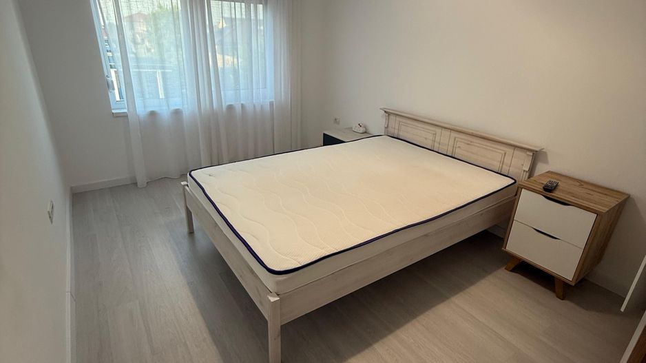 Locuinta cu 3 camere, curte si 2 locuri de parcare - Poză 20