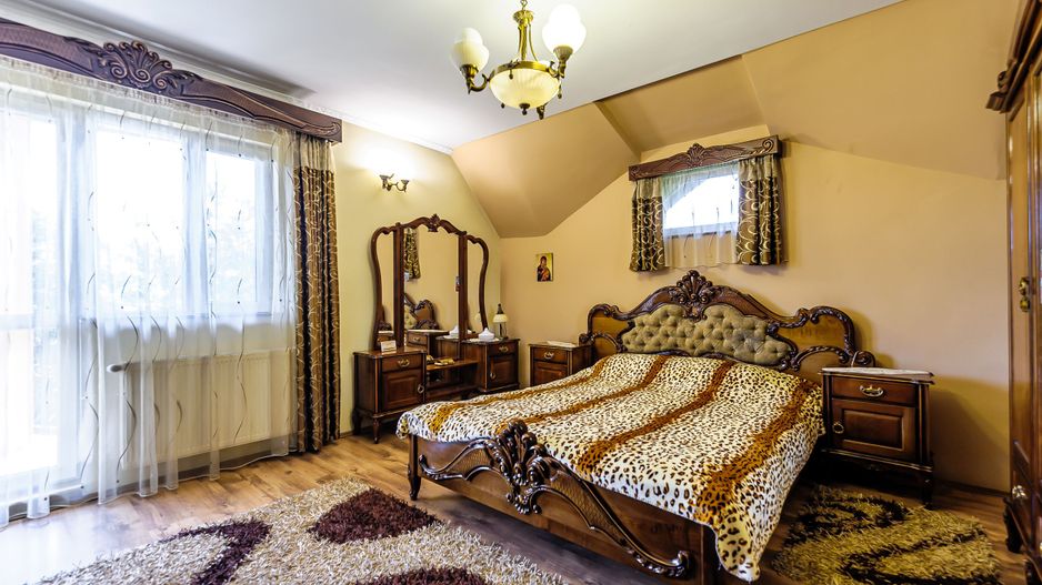 Oază de verdeață în Arad, cartier Pârneava. - Poză 2