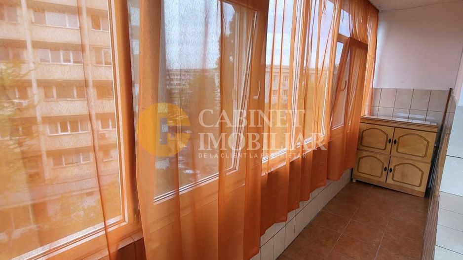 2 Camere SemiDecomandat -53mp - Zona Podu Ros - Poză 9