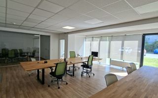 Spațiu pretabil birouri/cabinete medicale - Poză 47