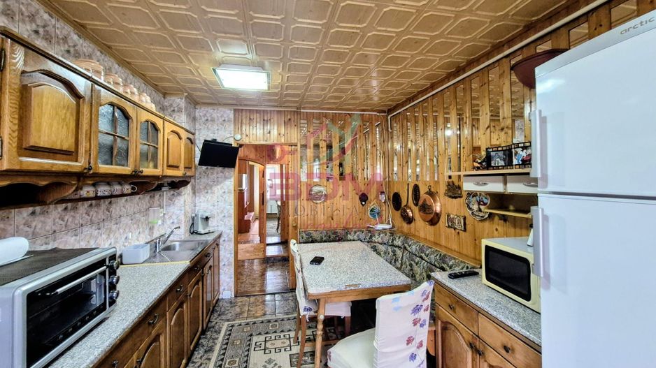 0% Comision | Apartament 4 camere | etaj 1 | 77 mp I garaj I Materna - Poză 2