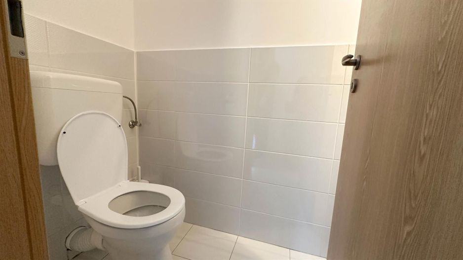 Apartament 3 camere | curte proprie | Loc parcare privat | Tractorul - Poză 9
