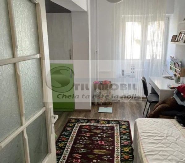 Apartament 3 camere decomandat 70 mp Centru-Gara 171000 EURO Mobilat - Poză 4